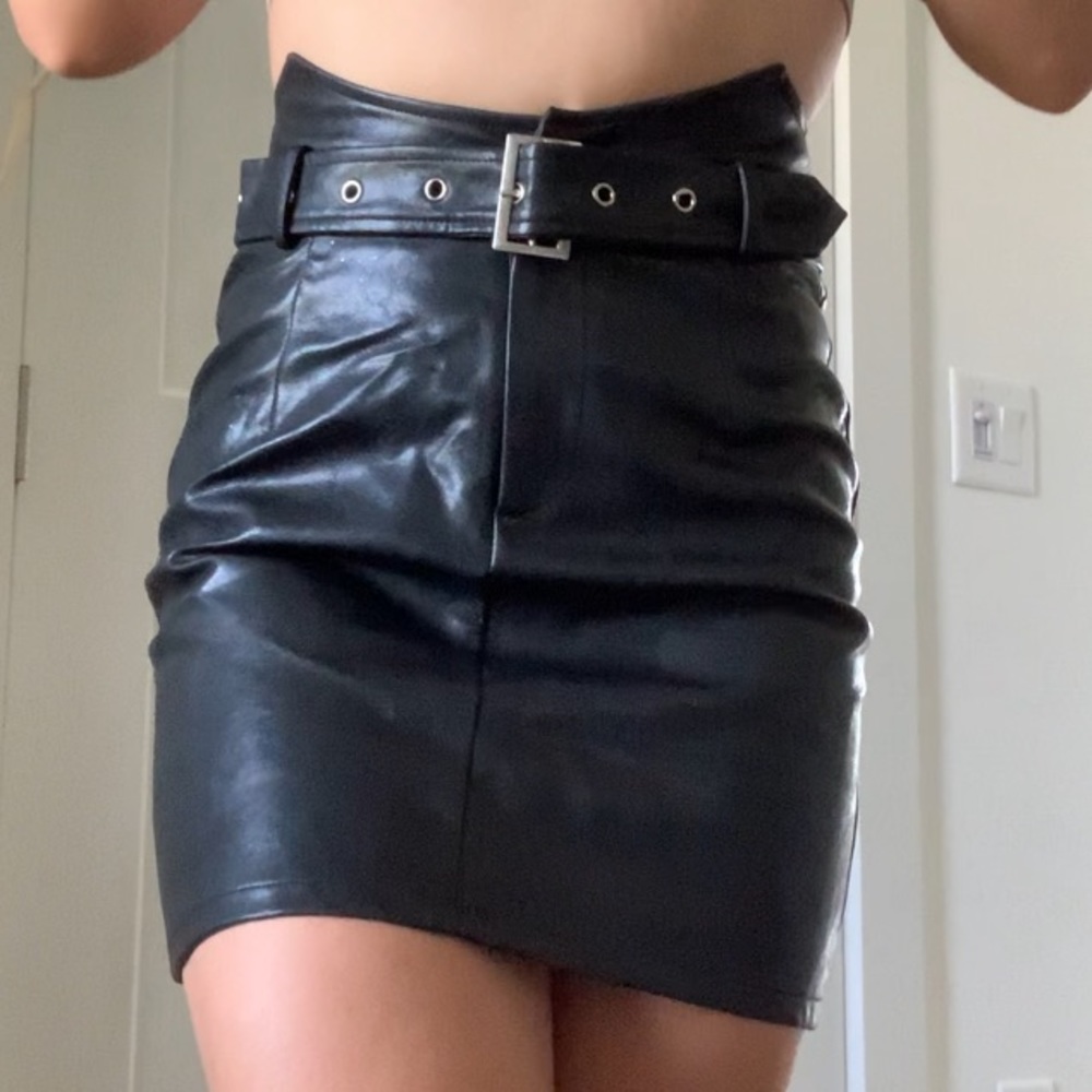 Superdown Black Faux Leather Skirt